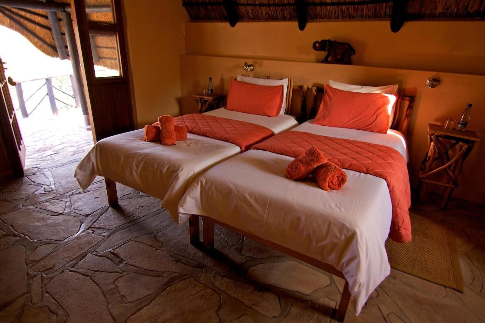 Individually decorated, individually furnished, soundproofing, free WiFi