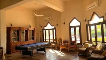 Billards