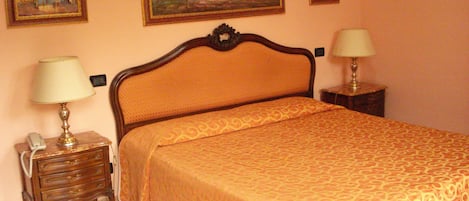 Free minibar items, in-room safe, desk, blackout drapes