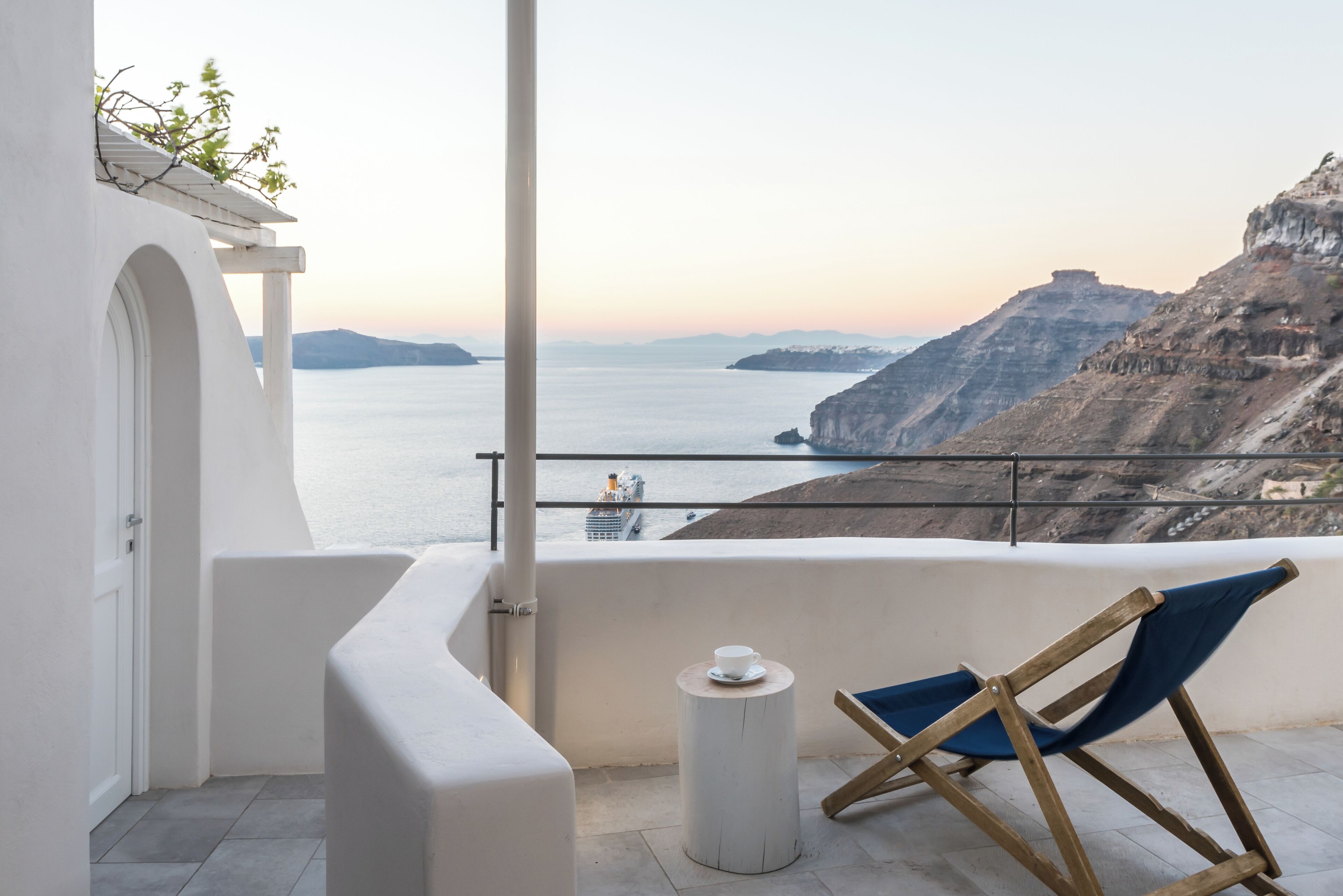 Suite, Caldera & Sea View | Hiên