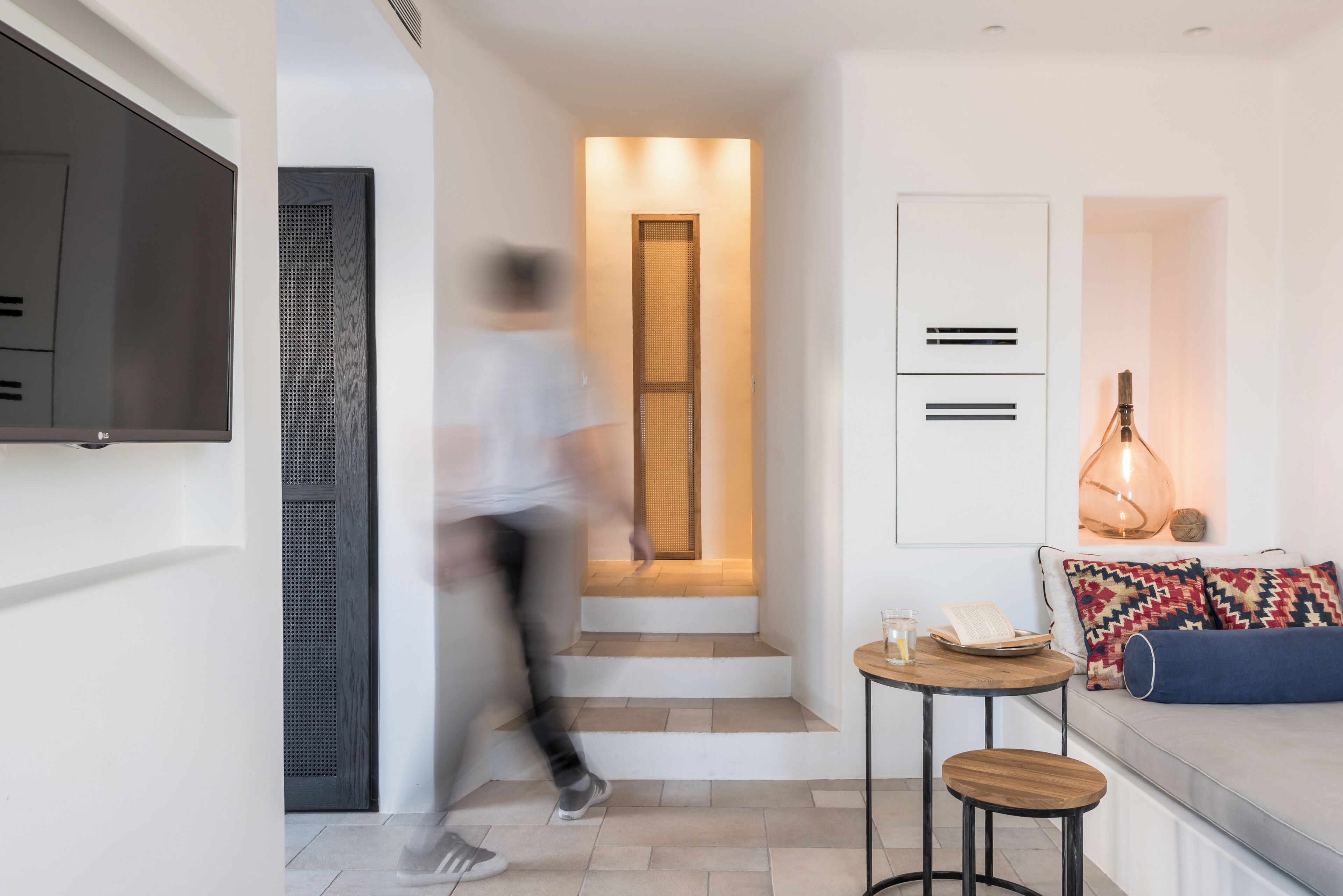 senior suite, caldera & sea view | living area | lcd tv