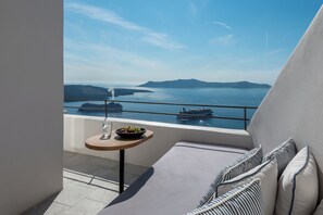 Terrace/patio - Porto Fira Suites (Santorini)