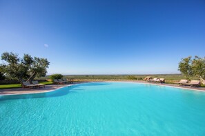 Outdoor pool, sun loungers