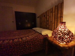 Phòng phong cách cổ điển, 1 giường cỡ queen | Truy cập Internet không dây miễn phí 