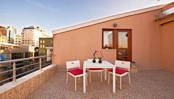 View from room - RETROPERA (Istanbul)