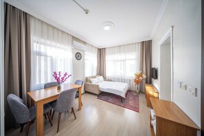 LCD TV - Feyza Apartments (Istanbul)