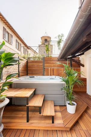 Deluxe Double or Twin Room. GG8 Hotel & Suite SPA