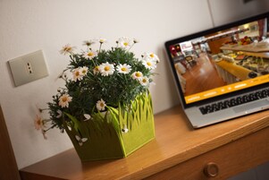 Comfort Double or Twin Room | Frette Italian sheets, premium bedding, Select Comfort beds