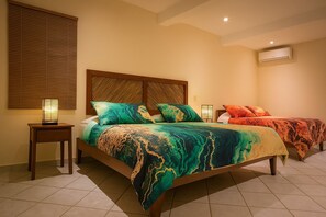 Down duvets, desk, laptop workspace, free WiFi