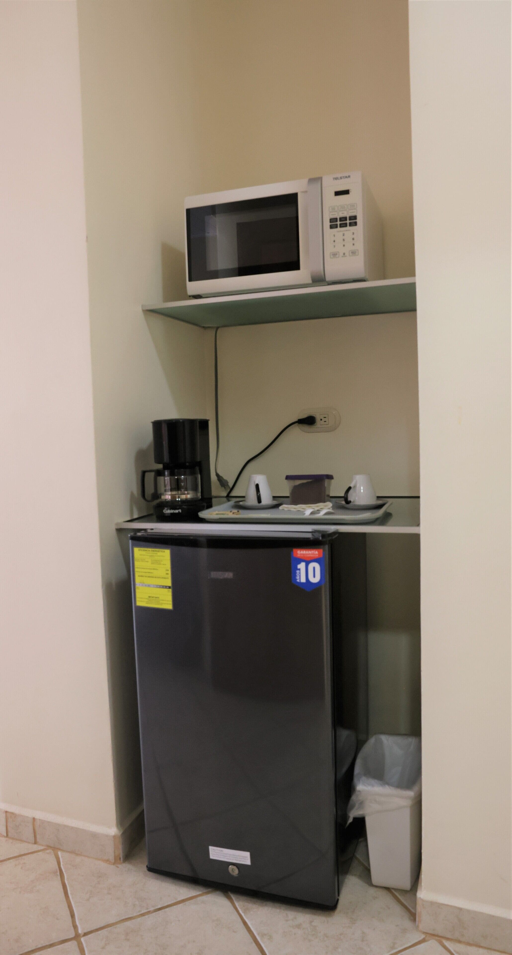 superior studio, multiple beds, balcony, beach view | private kitchenette | coffee/tea maker