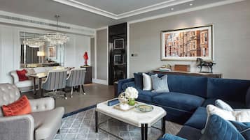 In-room safe, blackout drapes, free WiFi, bed sheets