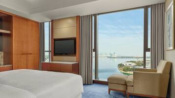 Suite, 1 Bedroom | Minibar, in-room safe, individually furnished, desk
