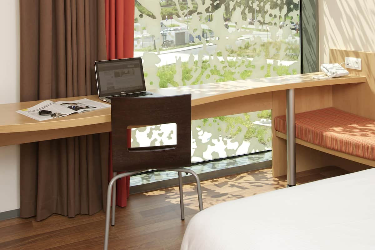 Room, 1 Double Bed (for 1 or 2 persons)