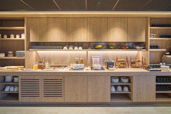 Colazione a buffet a pagamento, servita tutte le mattine