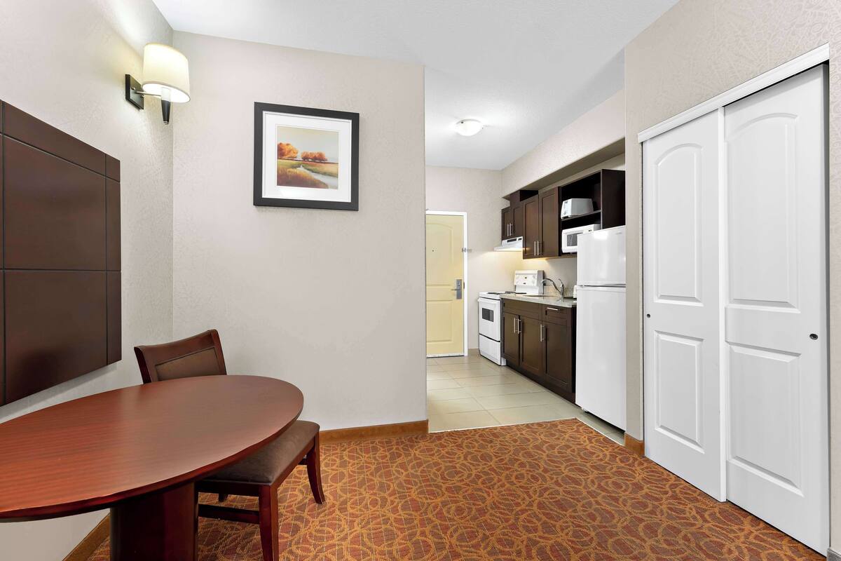iron/ironing board, free wifi, bed sheets, alarm clocks