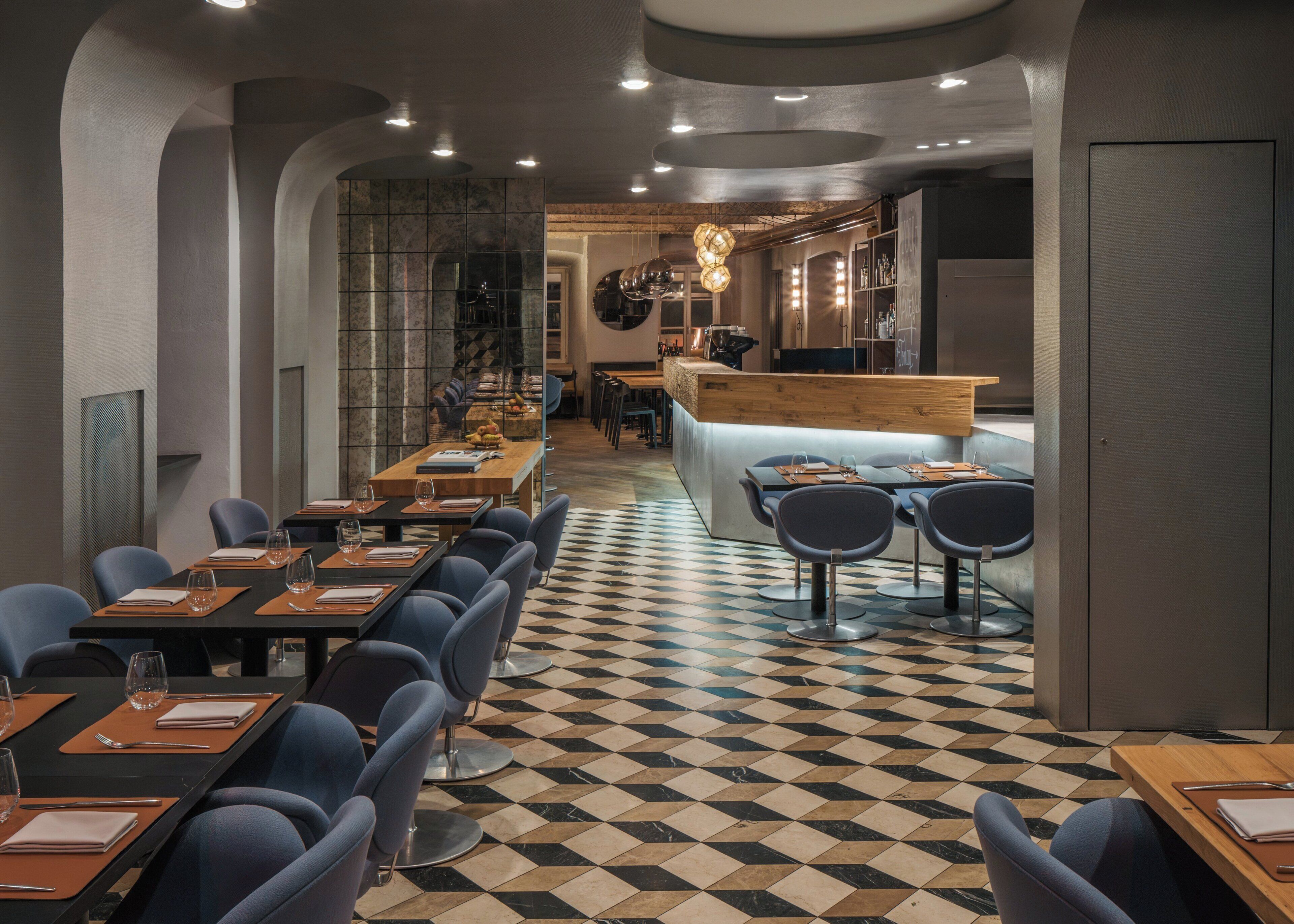 breakfast, lunch and dinner served