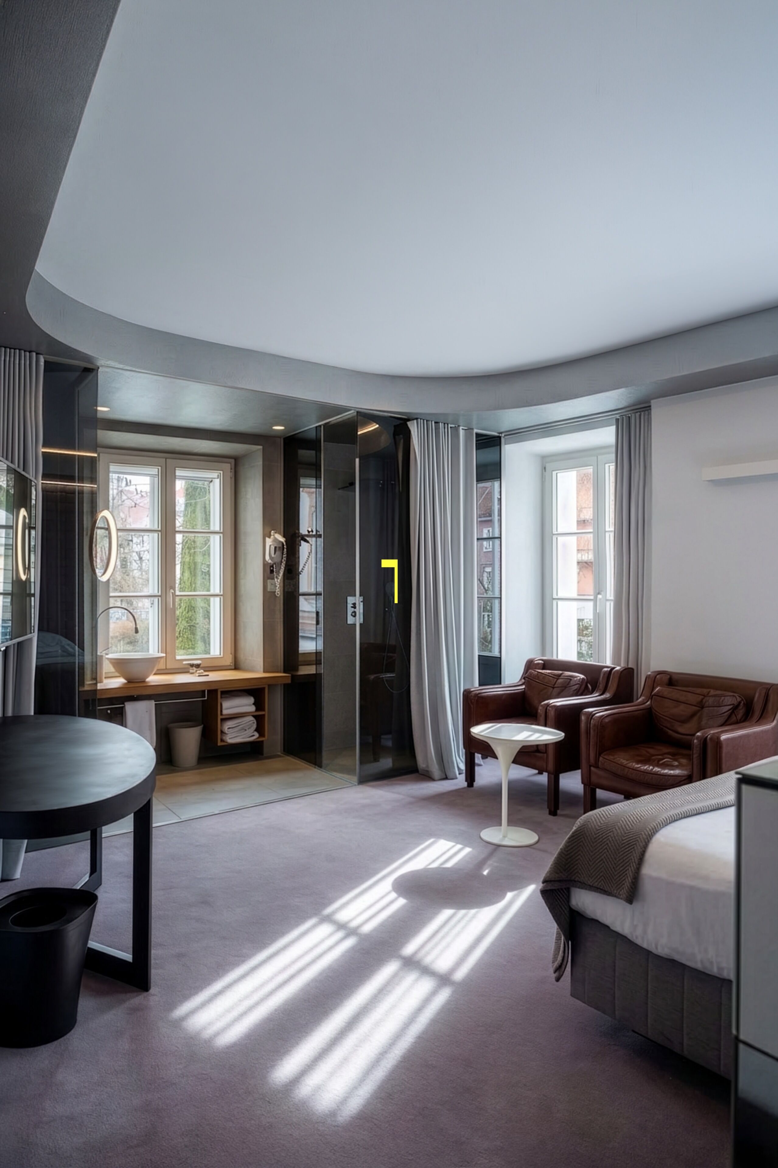River Front | Ropa de cama hipoalergénica, minibar, caja fuerte y escritorio