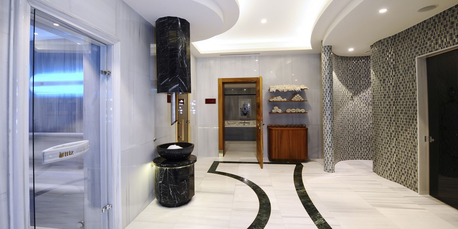 Photo - Crowne Plaza Bursa Convention Center & Thermal Spa by IHG