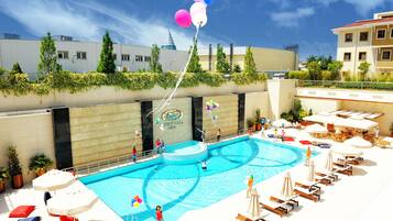 2 indoor pools, pool umbrellas, sun loungers