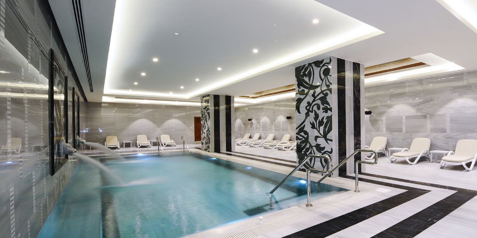 couples treatment room(s), sauna, hot tub, steam room