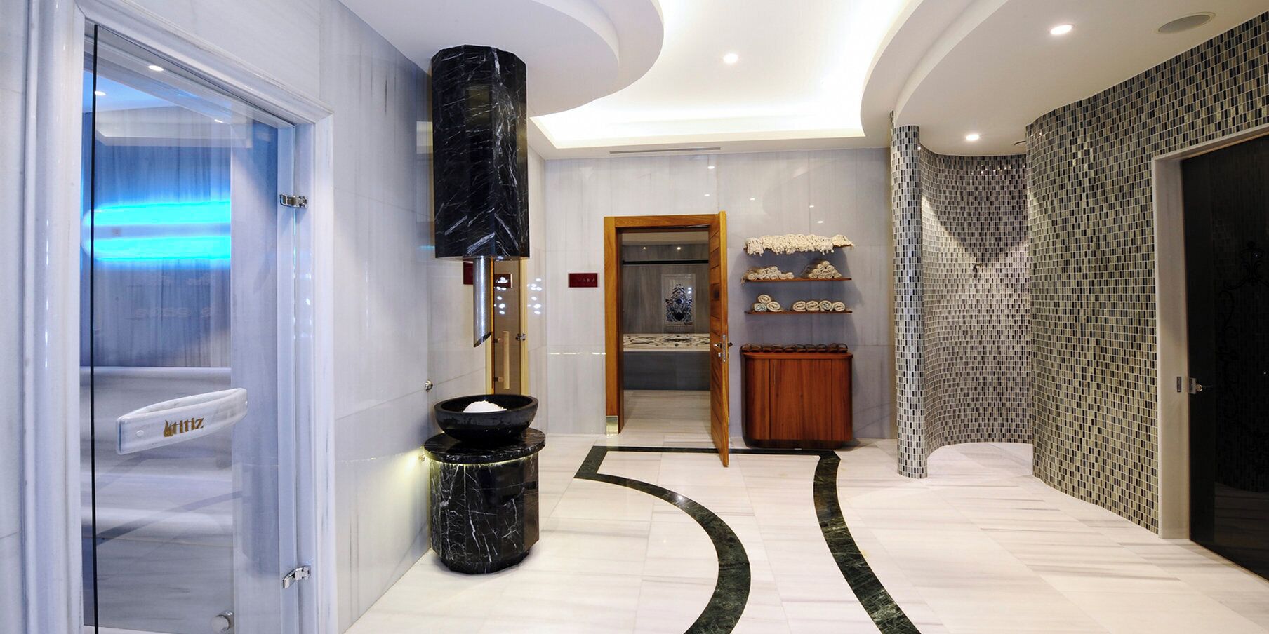 Photo - Crowne Plaza Bursa Convention Center & Thermal Spa by IHG