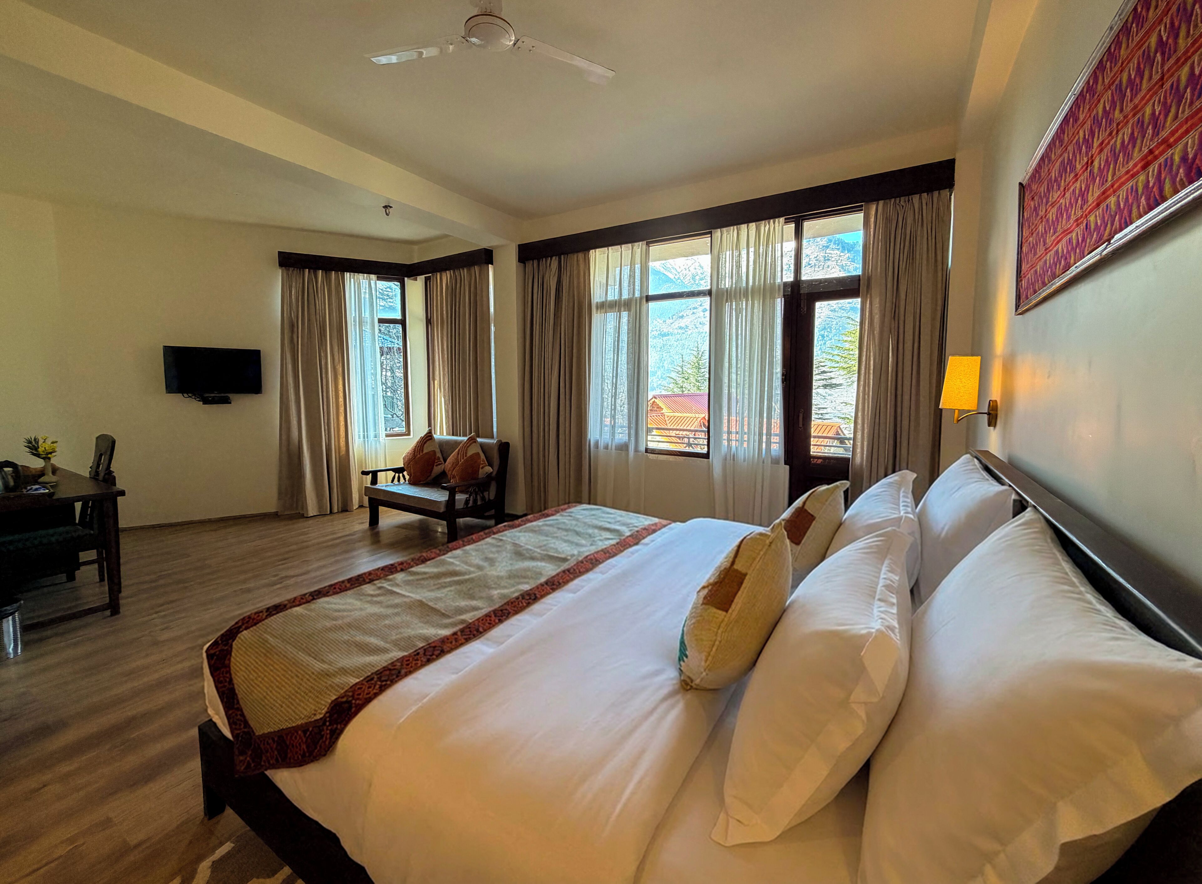 Family Suite | 1 soveværelse, minibar, pengeskab på værelset, individuelt design