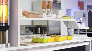 Dagelijks ontbijtbuffet (EUR 6.90 per persoon)