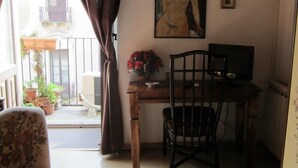 TV - I Vespri Rooms (Catania)