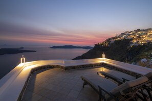 Panoramic Studio | Terrace/patio - Folia Bianca Apartments (Santorini)