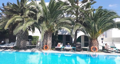 Annita's Village Hotel