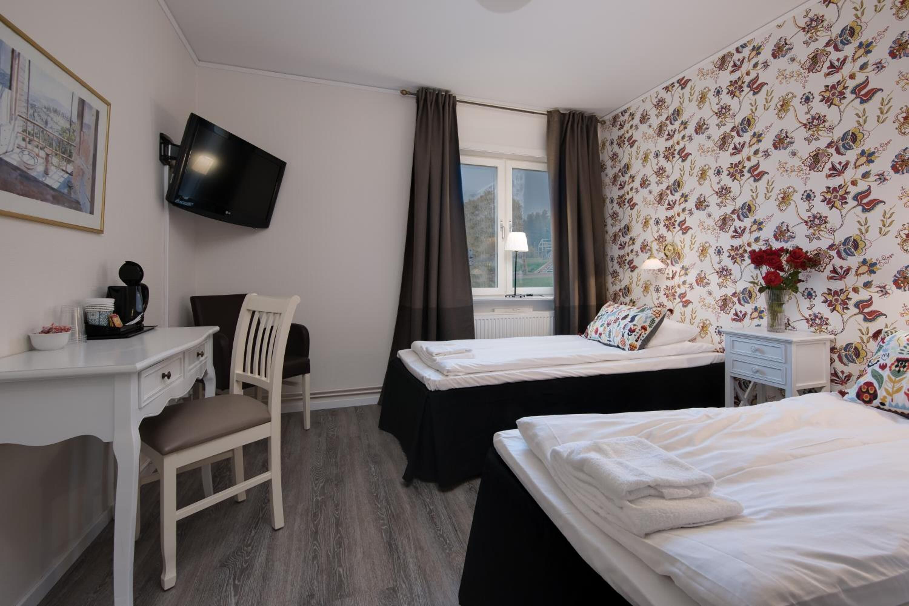 desk, iron/ironing board, free wifi, bed sheets