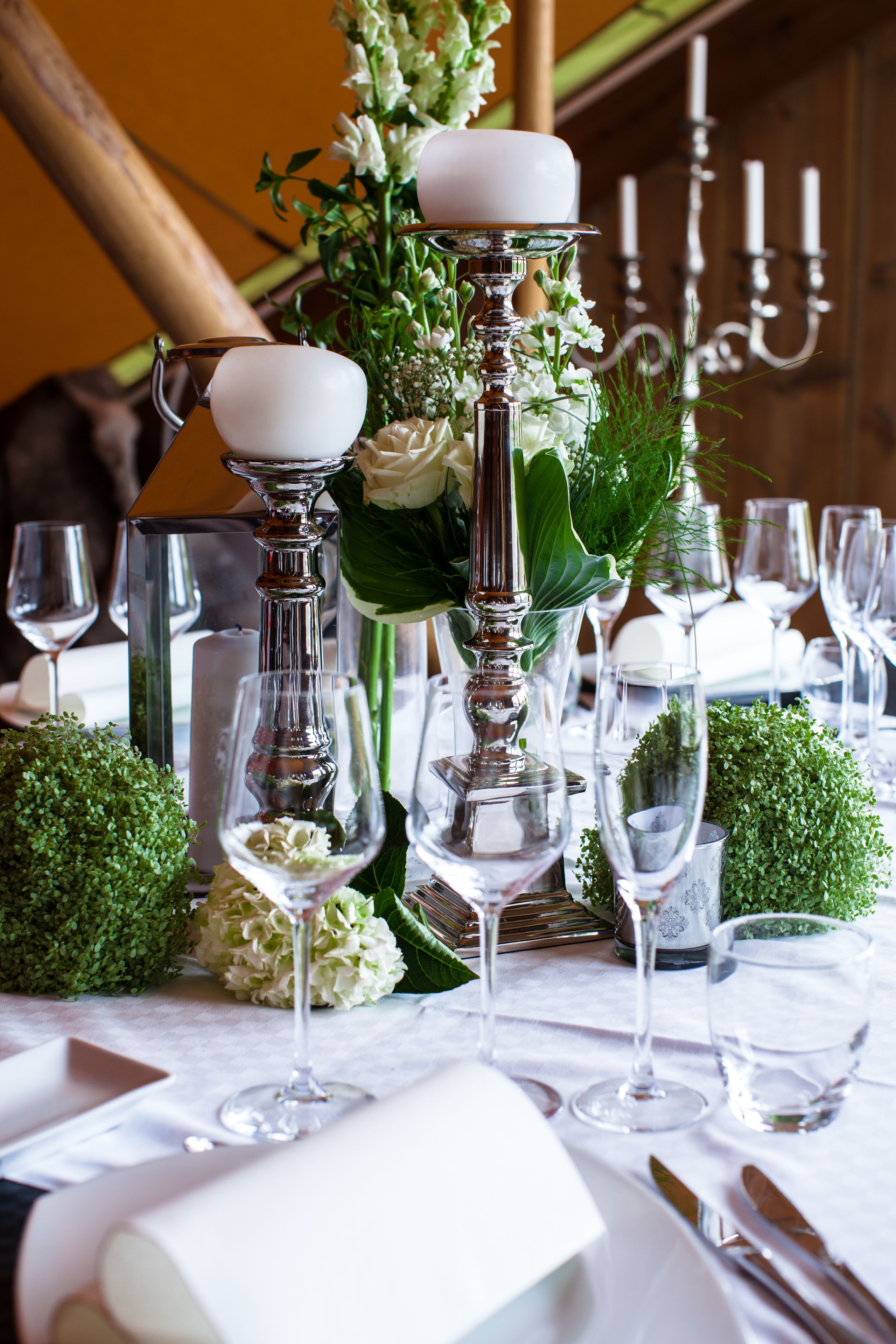 breakfast and dinner served