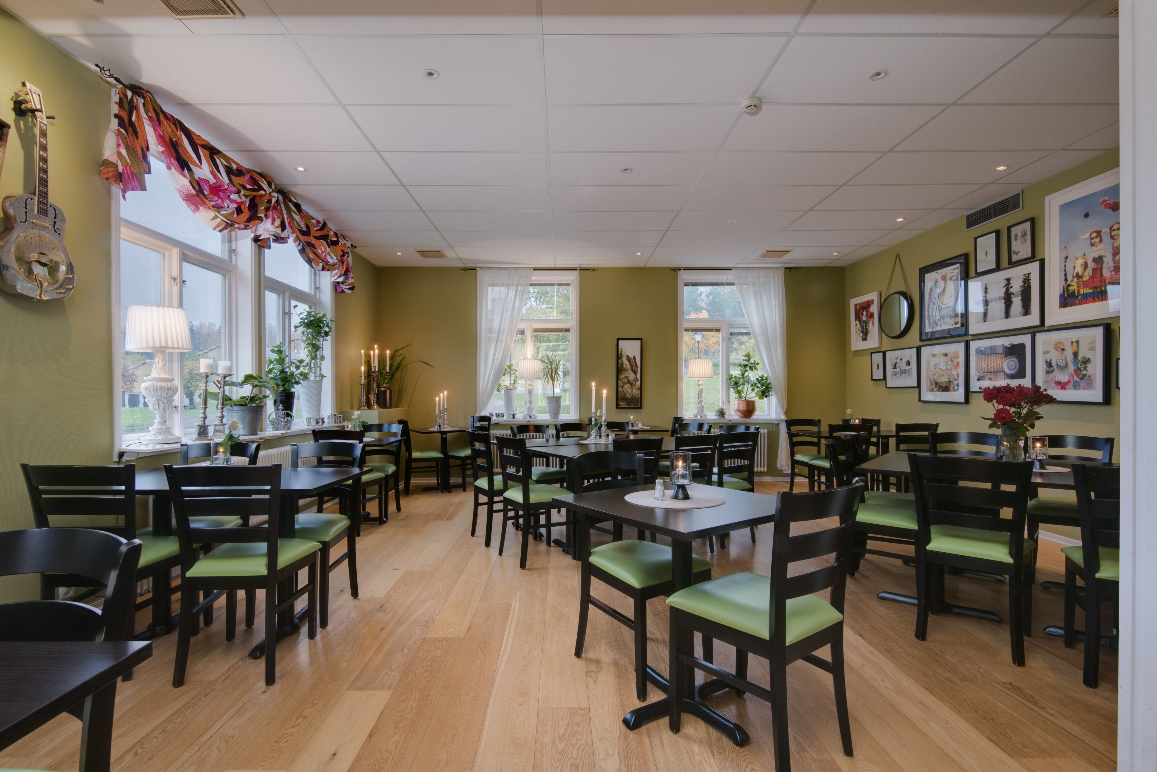 Se sirven desayunos y cenas 