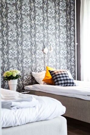 Chambre Double Standard, vue cour intérieure