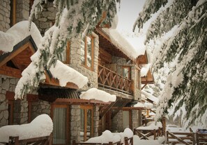 Exterior - Ona Apart Hotel & Spa (Villa La Angostura)