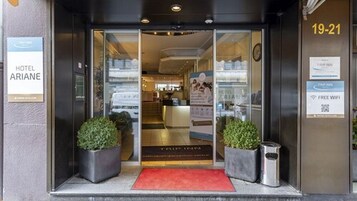 Entrada al alojamiento