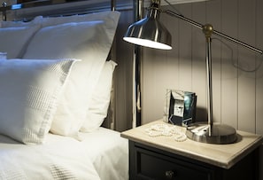 Literie de qualité supérieure, surmatelas, décoration personnalisée