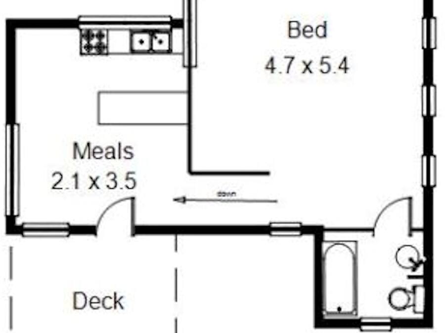 A floor plan of Camellia Cottage with a bed measuring 4.7 x 5.4 meters, a dining area of 2.1 x 3.5 meters, and a deck area.