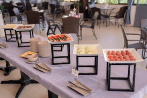 Frokost serveres