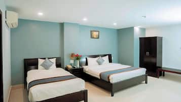 Minibar, bureau, Wi-Fi gratuit, draps fournis