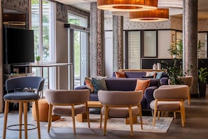 Lobby - Spark by Hilton Lyon Ouest (Lyon)
