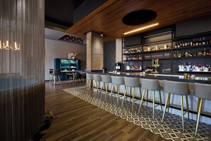 Serves breakfast and dinner - Archer Hotel Falls Church (Fairfax)