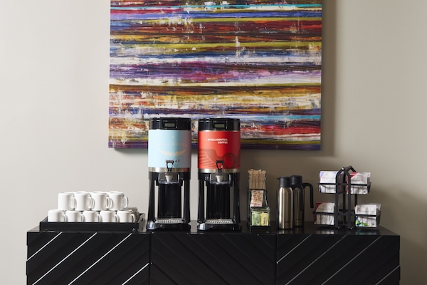 Termasuk sarapan segera setiap hari