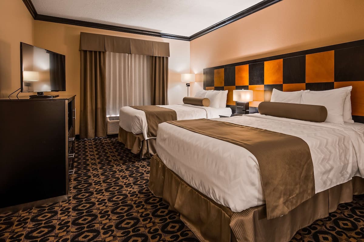 Premium bedding, pillowtop beds, in-room safe, desk