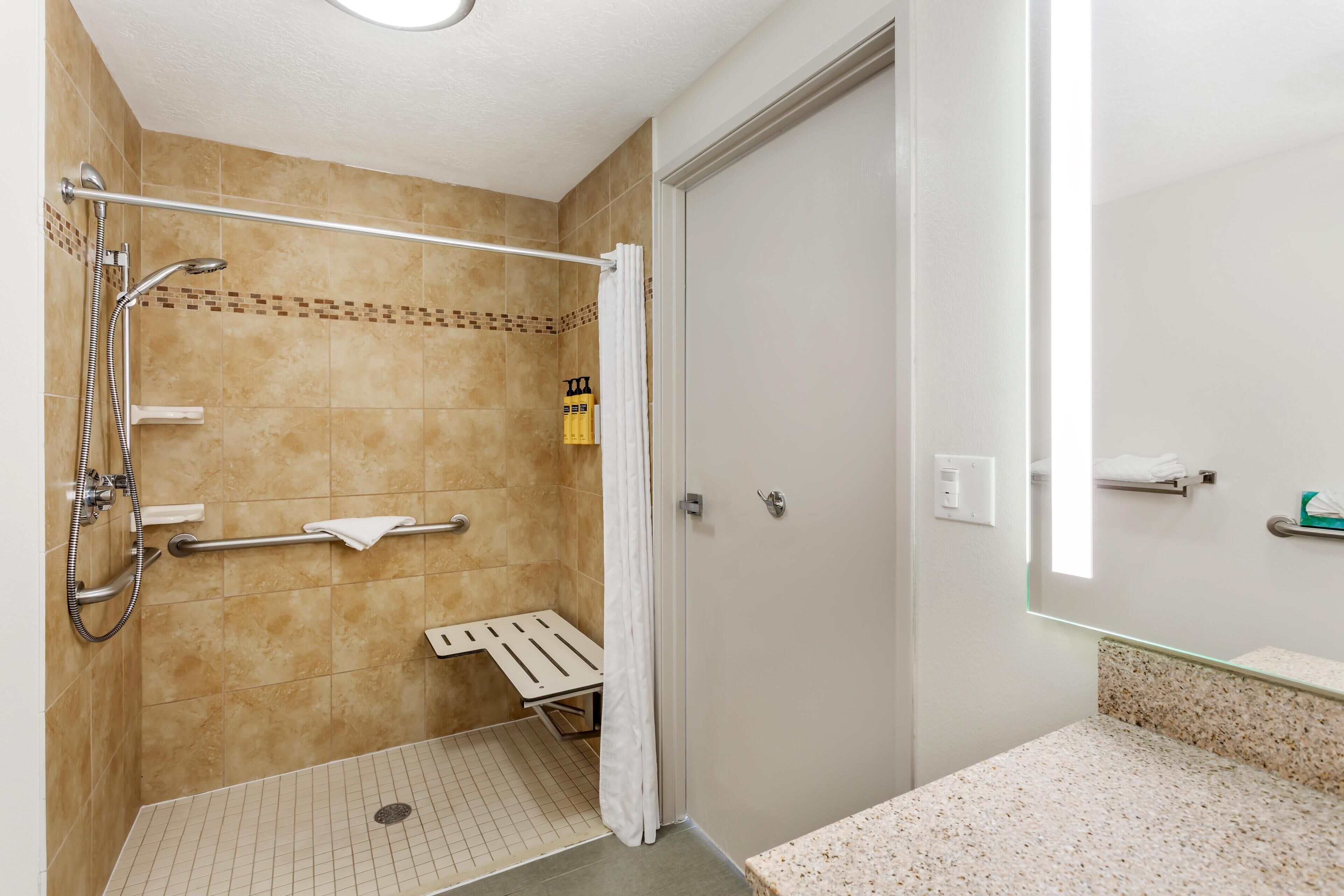 Foto - Best Western Plus Airport Inn & Suites