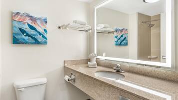 Suite, 2 Queen Beds, Non Smoking, Refrigerator & Microwave | Bathroom | Free toiletries, hair dryer, towels, soap