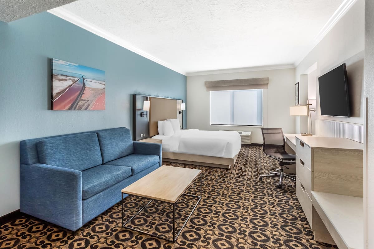 Premium bedding, pillow-top beds, in-room safe, desk