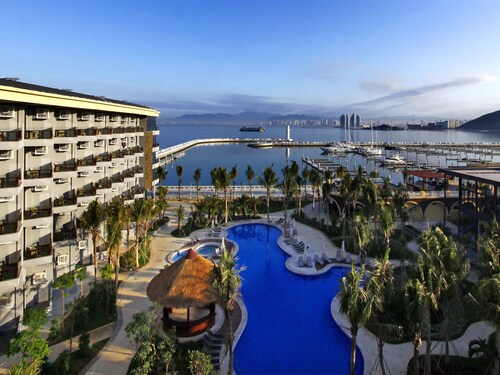 Sanya Serenity Marina Hotel