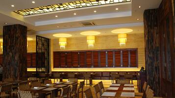 Breakfast, lunch, dinner served; beach views