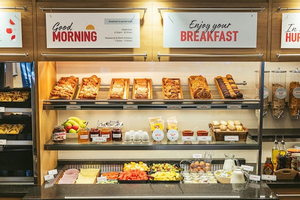 Daily continental breakfast (GBP 13 per person)